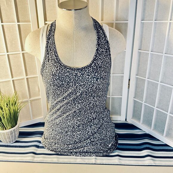 Tank Tops - Picture 6 of 12